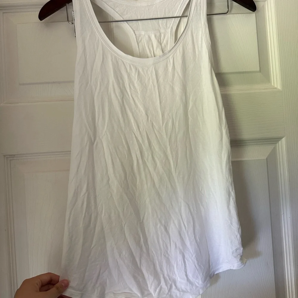 Lululemon Love Tank Pleated Pima Cotton Blend Curved Hem Racerback Top - Size 4 - Picture 3 of 5